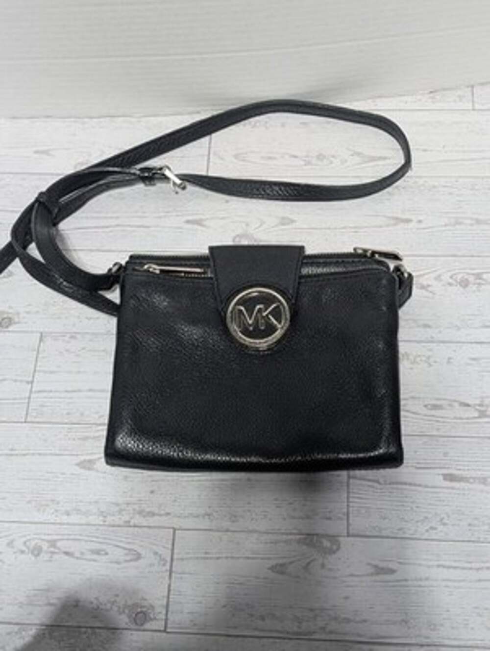 Michael Kors Fulton Black Pebbled Leather Logo Crossbody Zip Snap Strap